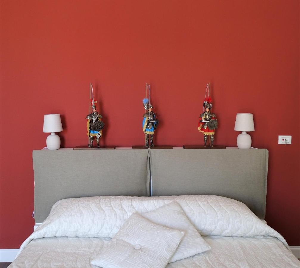 Sogno Etneo Bed & Breakfast คาตาเนีย ภายนอก รูปภาพ